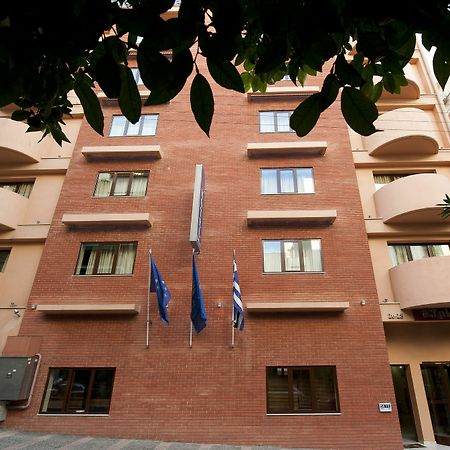 Efplias Hotel Apartments Pireus Zewnętrze zdjęcie