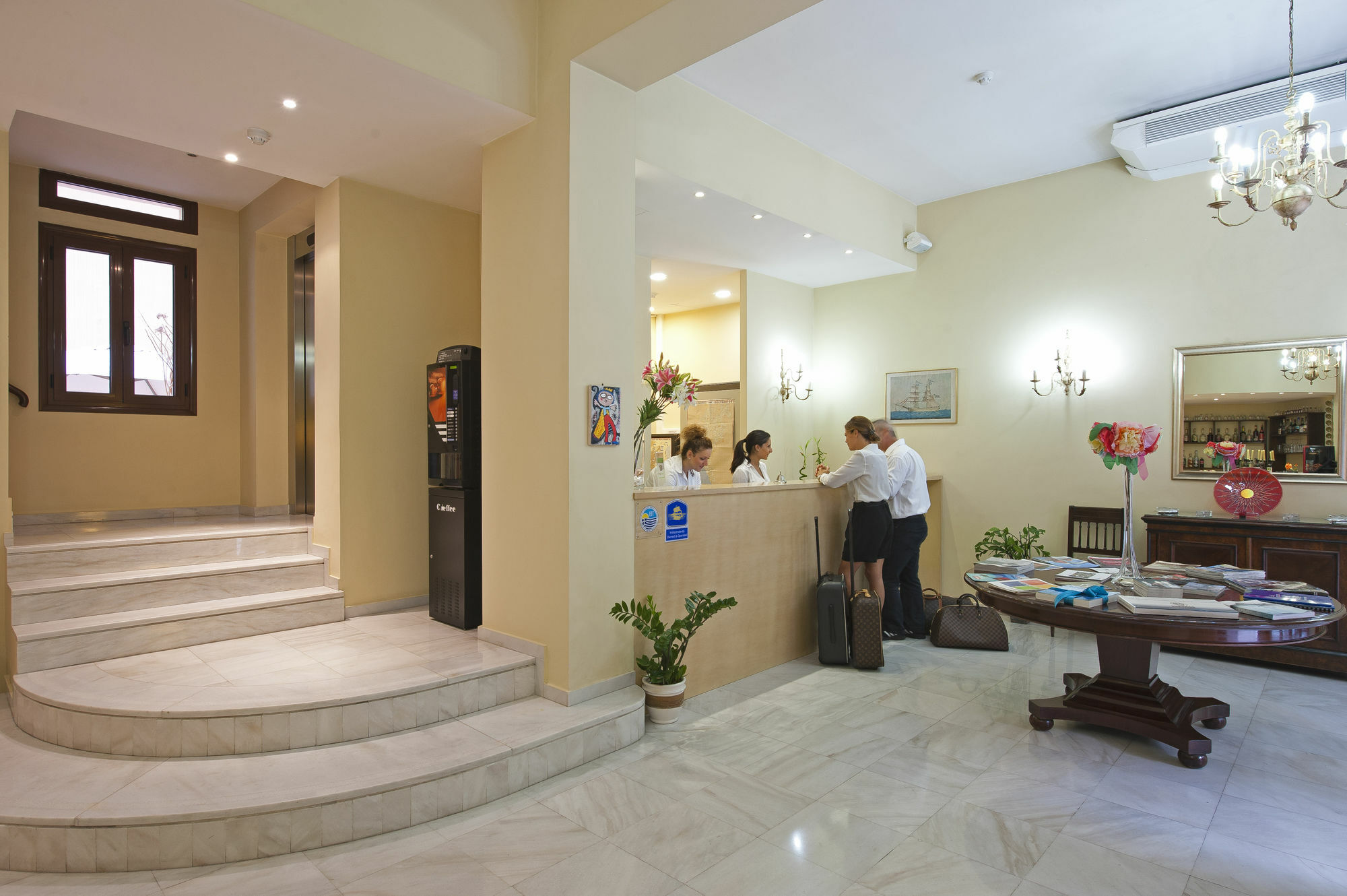 Efplias Hotel Apartments Pireus Zewnętrze zdjęcie